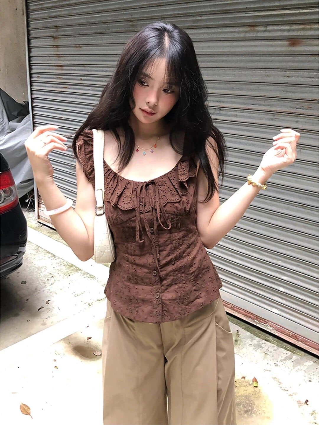 순면 자카드 원단 네리 명중 가져 가라. 분위기 센스 둘 색상 오프숄더 스트랩 자수 허리 수축 셔츠 상세 이미지 6