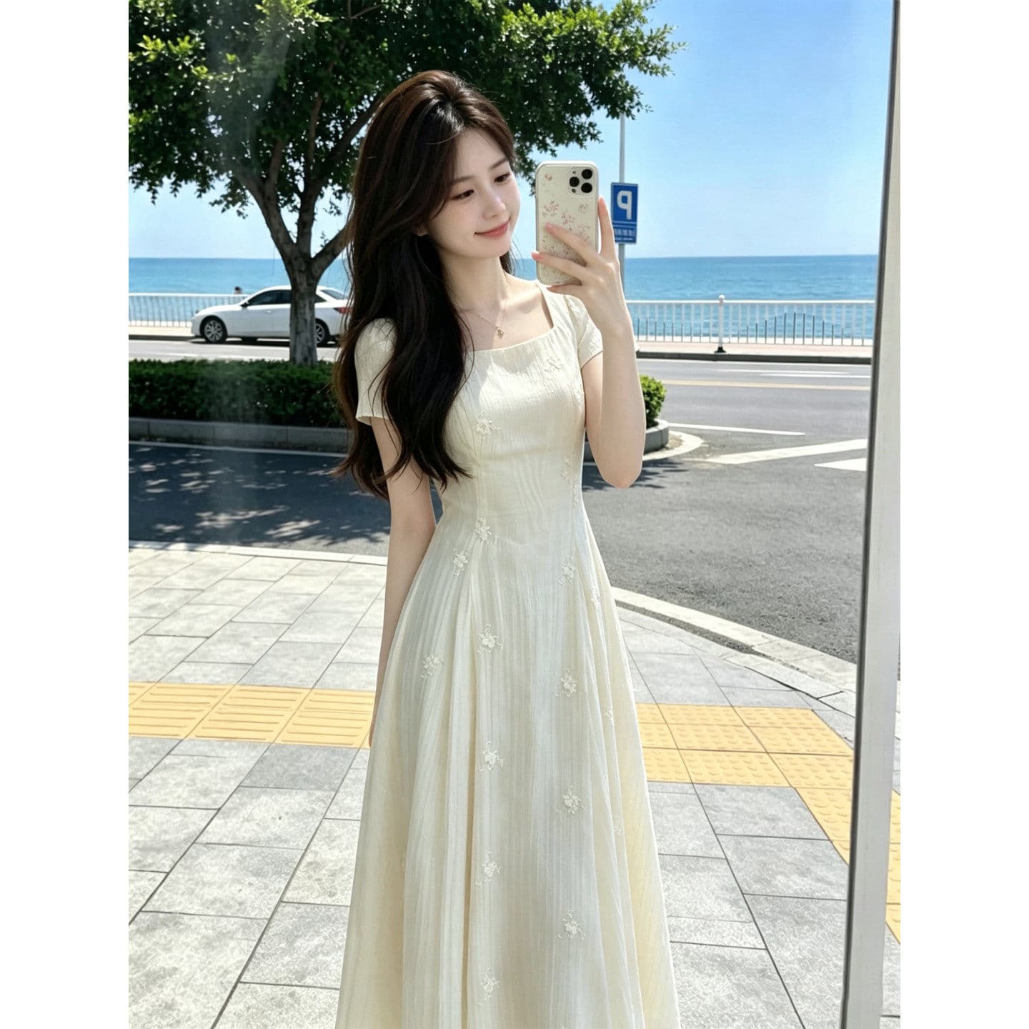 주간 실크 자수 원단 네리 프랑스식 차 휴식 살구 색상 광장 칼라 3 차원 꽃 허리 수축 레이스업 표지 넓적 다리 빅 플레어 스커트 이미지 2