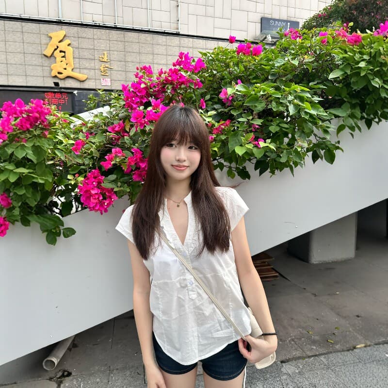 주간 실크 원단 스트랩 몸매 가꾸기 자르기 화이트 맨위 여성 프릴 v 칼라 반팔 디스플레이 몸 작은 셔츠 이미지 4