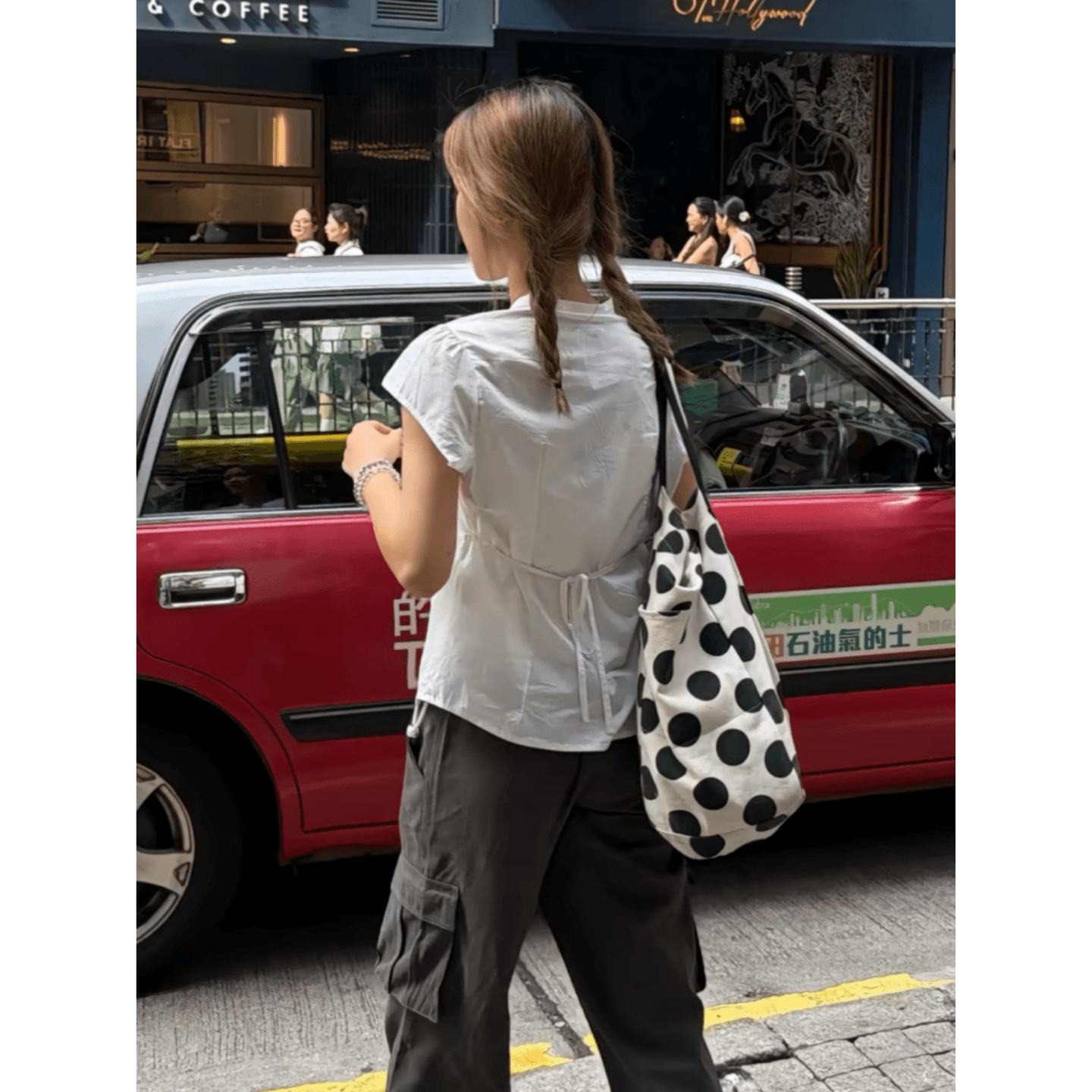 주간 실크 원단 스트랩 한 부서 레이스 v 칼라 흰 셔츠 거품 소매 허리 수축 다용도 슬림해 보이는 작은 셔츠 이미지 2