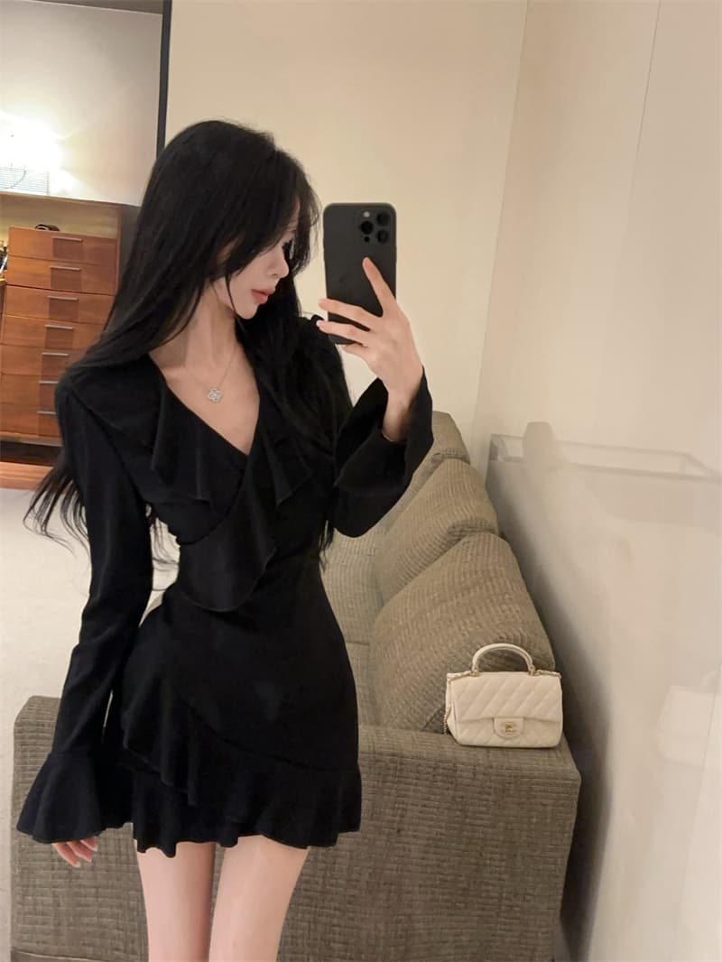 연꽃 잎 나팔 소매 순수한 욕망 바람 드레스 가을 겨울철 만나는 프랑스식 품격 검정색 치마 슬림해 보이는 몸매 가꾸기 미니 스커트 상세 이미지 3