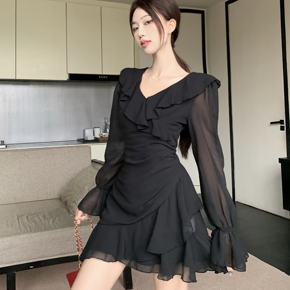 순수한 욕망 바람 깊은 v 작은 검은 드레스 프릴 긴팔 불규칙 인어 꼬리 슬림해 보이는 몸매 가꾸기 타이트 스커트 드레스 이미지 3