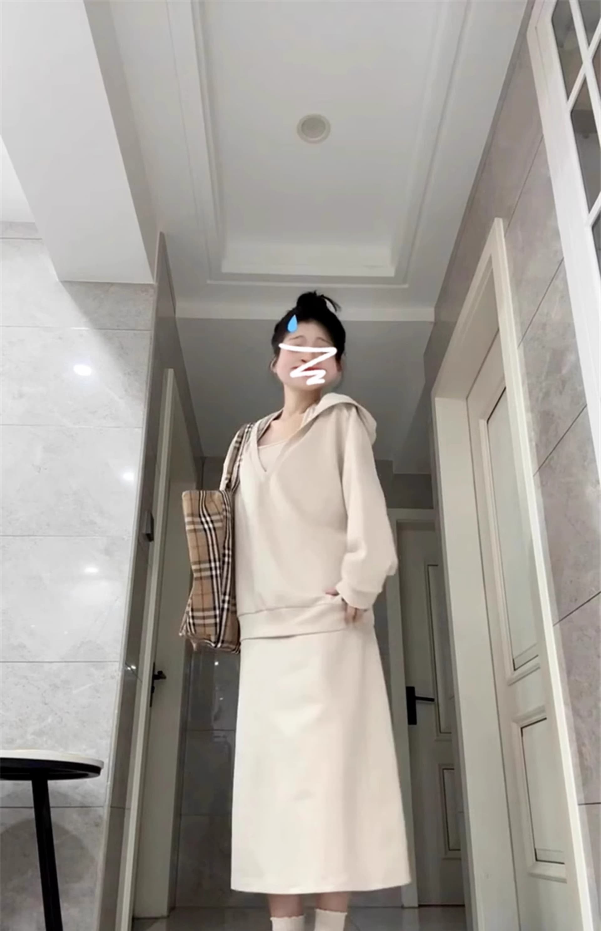 사람들 면 빈 가스 층 참나무 늑골 이른 가을 미니멀리즘 세트 여성 비틀림 후드 맨위 타이트 스커트 반신 스커트 상세 이미지 3