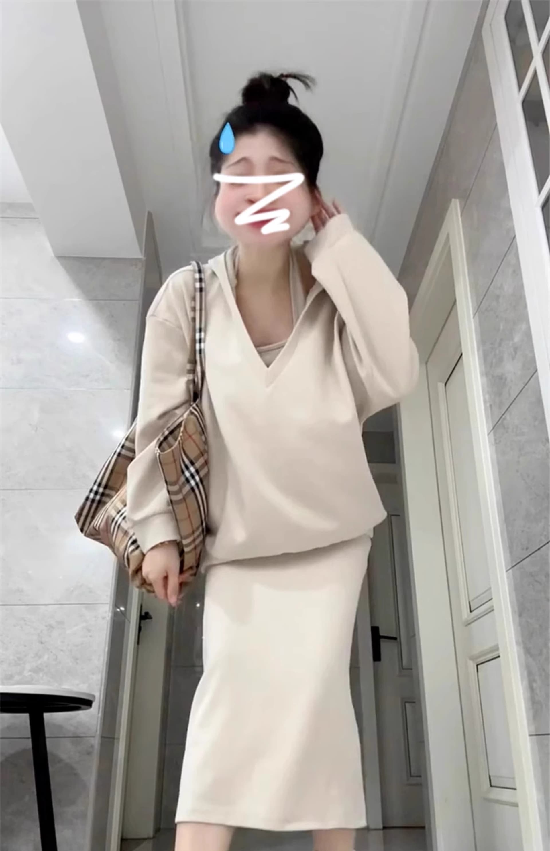 사람들 면 빈 가스 층 참나무 늑골 이른 가을 미니멀리즘 세트 여성 비틀림 후드 맨위 타이트 스커트 반신 스커트 상세 이미지 17