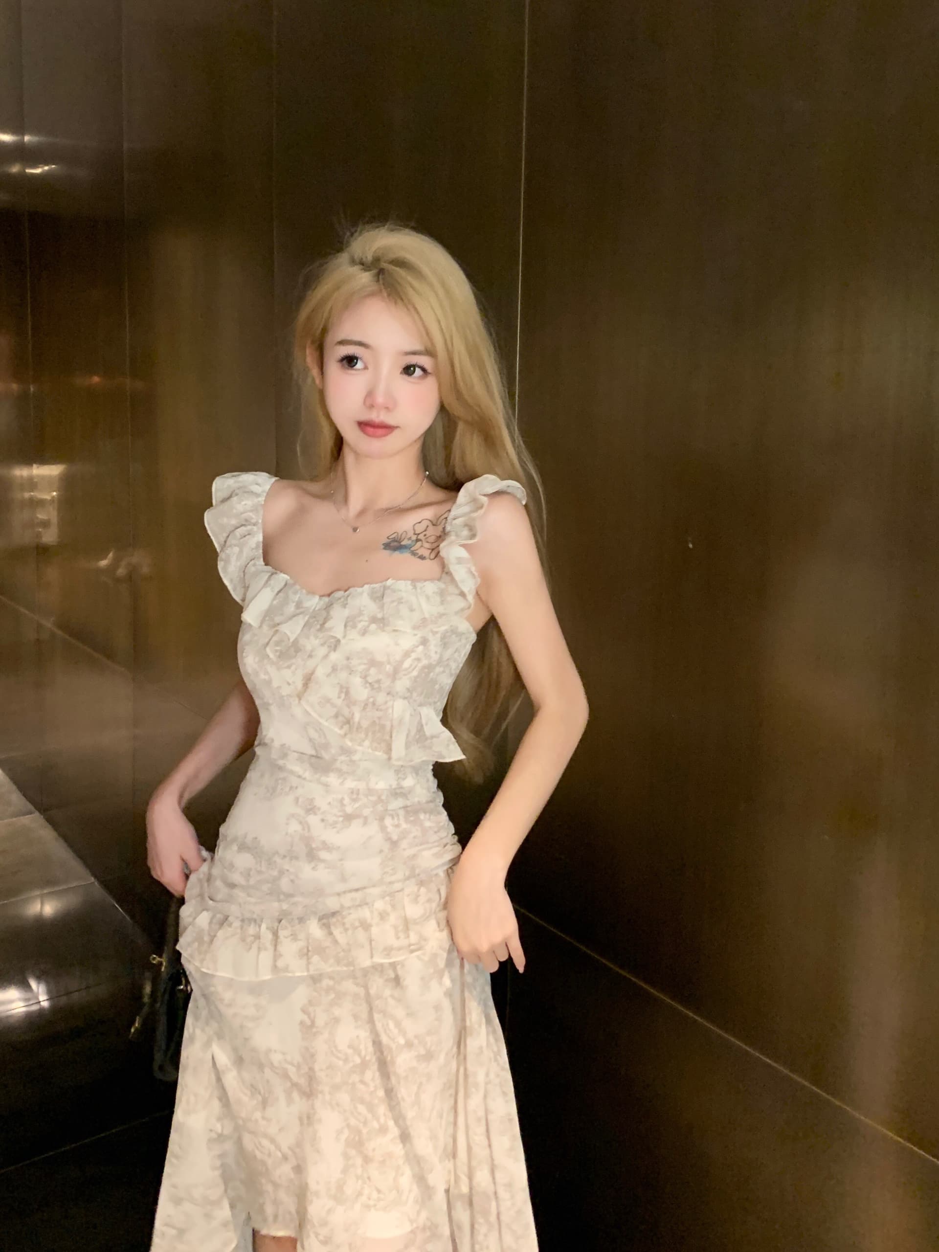 높음 비틀림 쉬폰 벨트 네리 있음 지퍼 작은 대중 디자인 꽃무늬 슬립 드레스 프릴 펌프 Pleat 쇼트 스타일 치마 상세 이미지 11