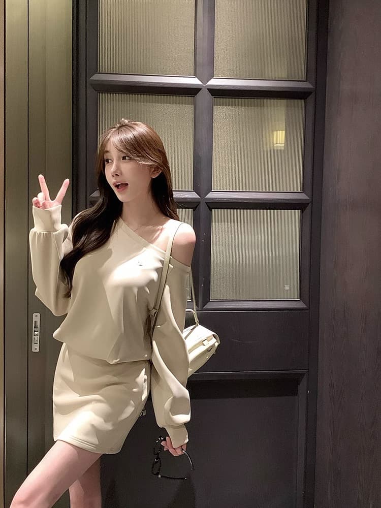 순수한 욕망 섹시함 몸매 가꾸기 오프숄더 후드티 드레스 프랑스식 루즈핏 슬림해 보이는 품격 디자인 센스 비스듬한 어깨 긴팔 치마 상세 이미지 7