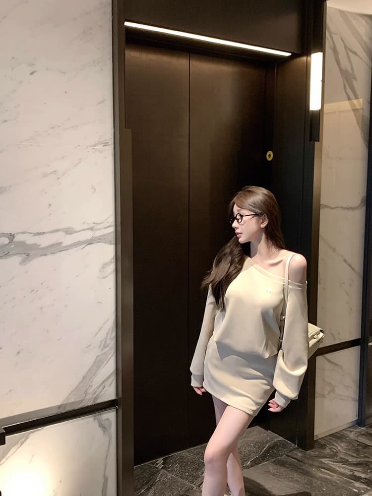 순수한 욕망 섹시함 몸매 가꾸기 오프숄더 후드티 드레스 프랑스식 루즈핏 슬림해 보이는 품격 디자인 센스 비스듬한 어깨 긴팔 치마 상세 이미지 24