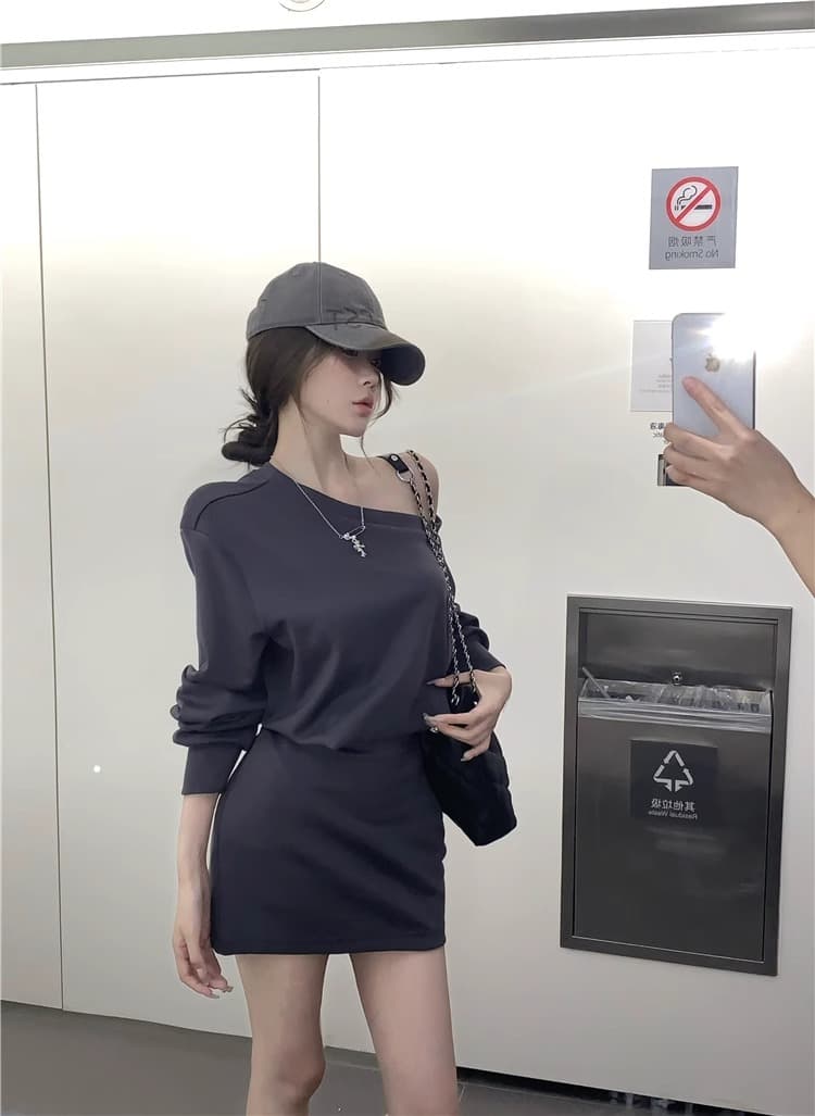 오프숄더 루즈핏 슬림해 보이는 후드티 드레스 아이들 프랑스식 품격 캐주얼 디자인 센스 비스듬한 어깨 긴팔 미니 스커트 상세 이미지 18