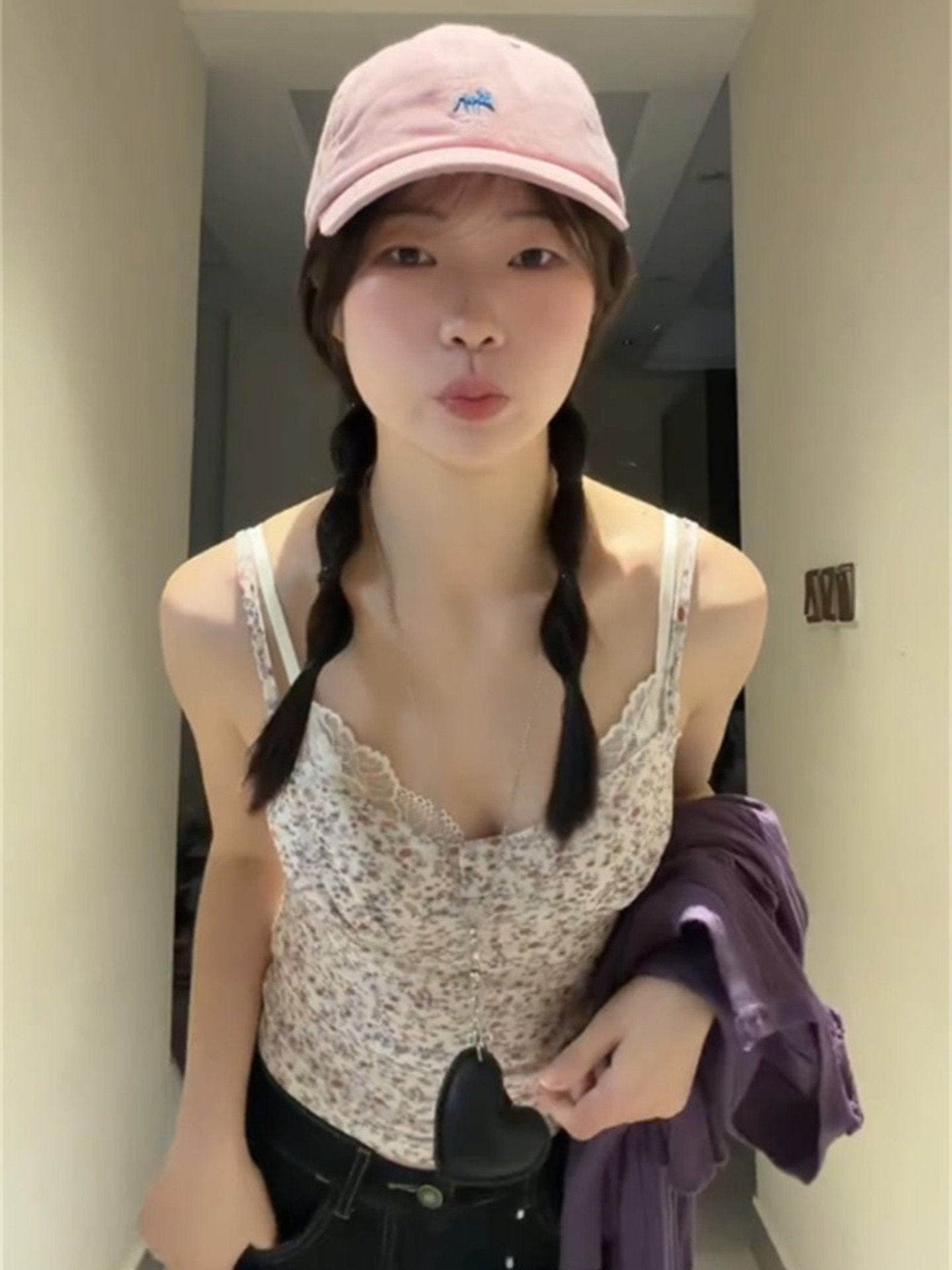 이중층 원단 주름 한 부서 꽃무늬 캐미솔 허리 수축 구덩이 기사 니트 오픈 가디건 분위기 센스 투피스 슈트 상세 이미지 4
