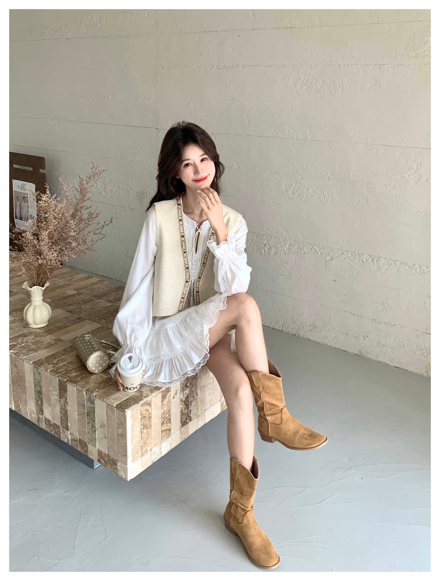천 실크 주름 네리 참나무 늑골 분위기 센스 하프 열기 레이스업 나팔 소매 층 연꽃 잎 화이트 여성 드레스 상세 이미지 7