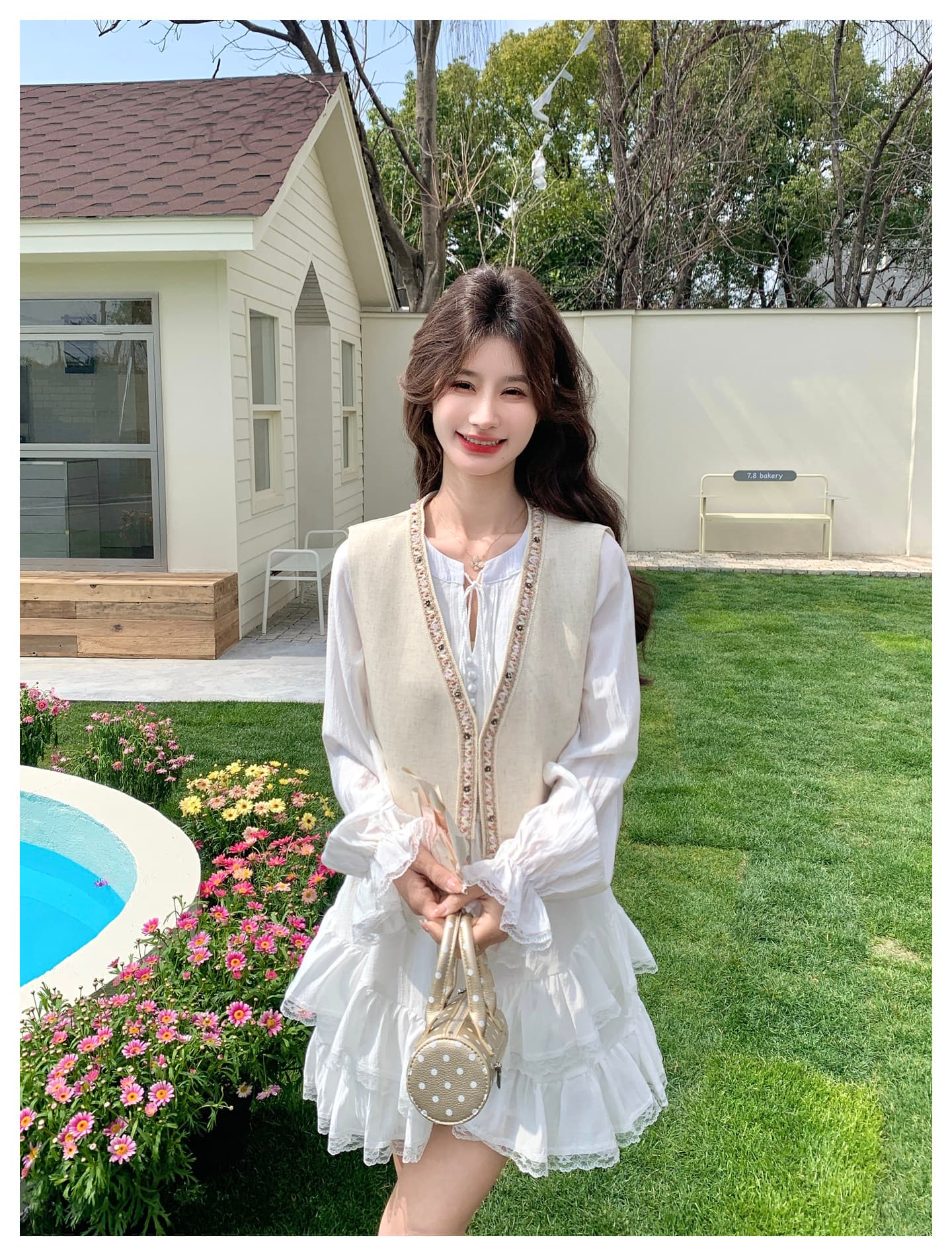 천 실크 주름 네리 참나무 늑골 분위기 센스 하프 열기 레이스업 나팔 소매 층 연꽃 잎 화이트 여성 드레스 상세 이미지 17