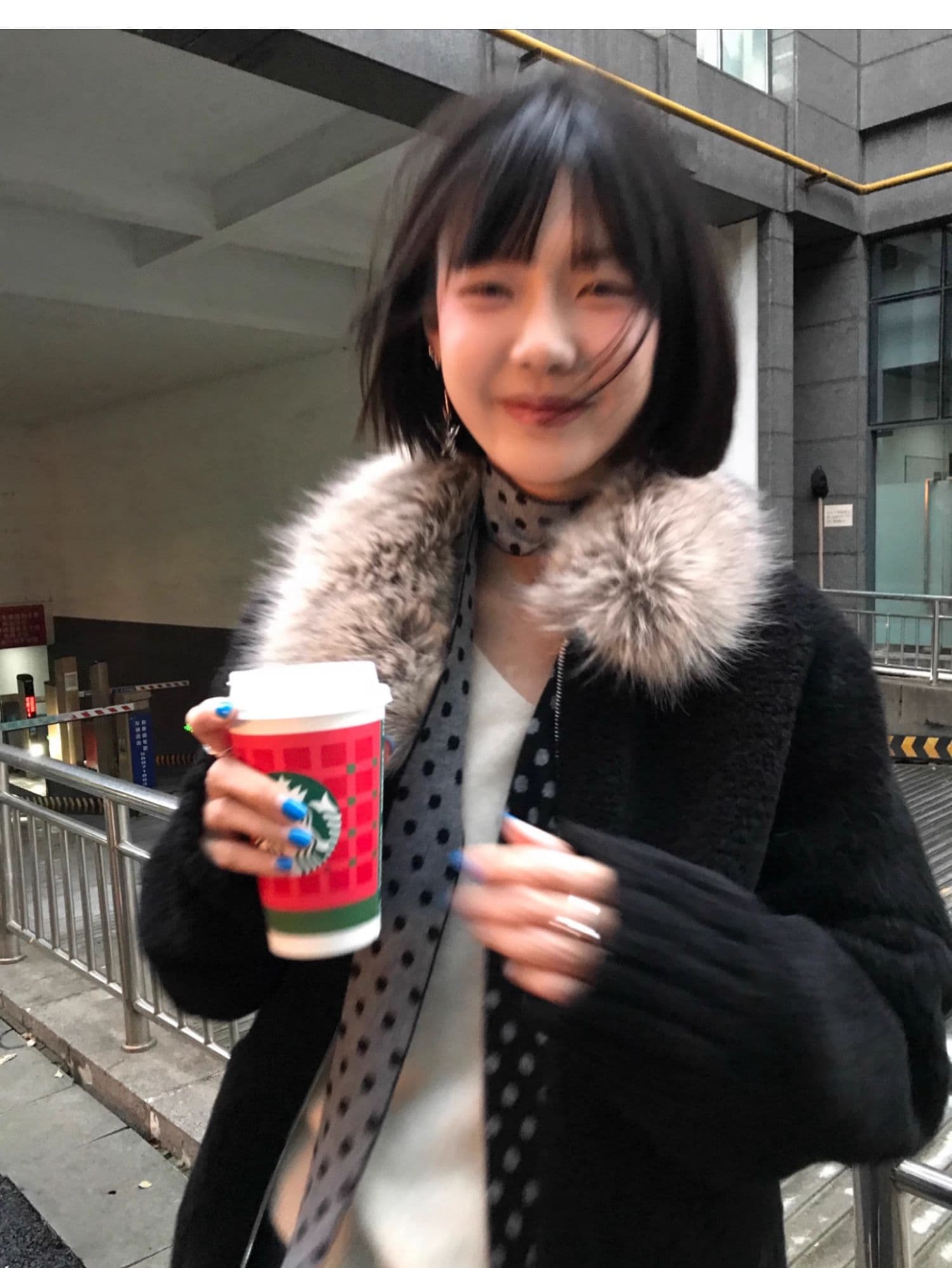 두꺼운 500 그램 양털 플리스 복합 스웨이드 큰 모피 칼라 하나 레트로 여성 가을 피모 하나 모방 양털 맨위 상세 이미지 6