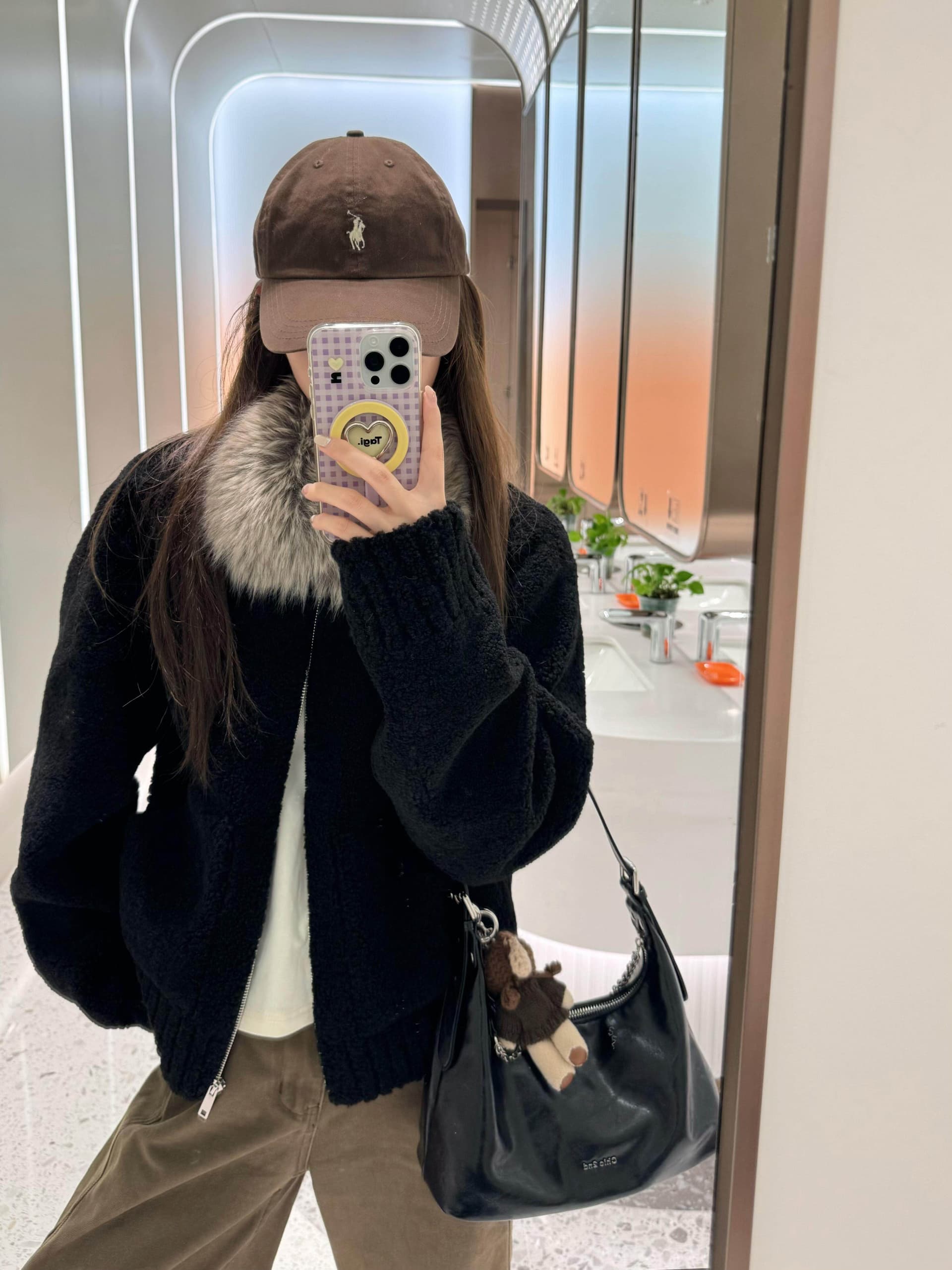 두꺼운 500 그램 양털 플리스 복합 스웨이드 큰 모피 칼라 하나 양털 여성 코트 새로운 두꺼운 검정색 환경 보호 상세 이미지 11