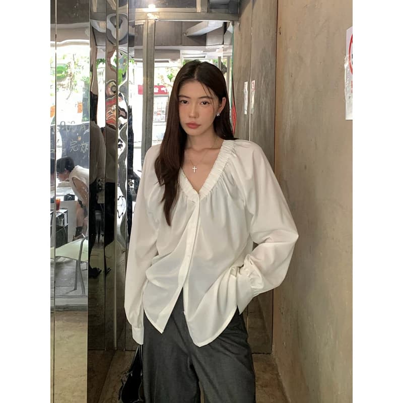 두꺼운 모래 워시 사선 무늬 원단 빛 요리 한 바람 주름 v 칼라 프릴 거품 소매 다용도 여성 흰 셔츠
