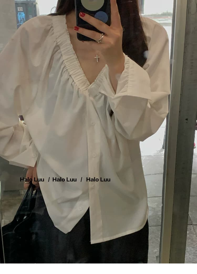 두꺼운 모래 워시 사선 무늬 원단 빛 요리 한 바람 주름 v 칼라 프릴 거품 소매 다용도 여성 흰 셔츠 상세 이미지 3