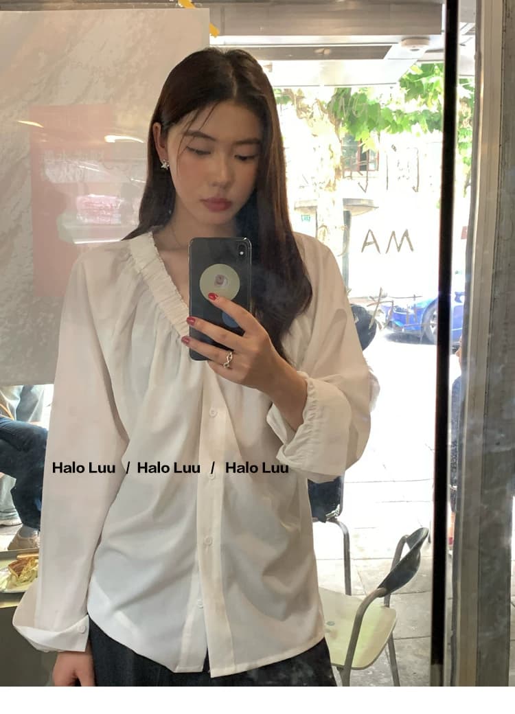 두꺼운 모래 워시 사선 무늬 원단 빛 요리 한 바람 주름 v 칼라 프릴 거품 소매 다용도 여성 흰 셔츠 상세 이미지 4