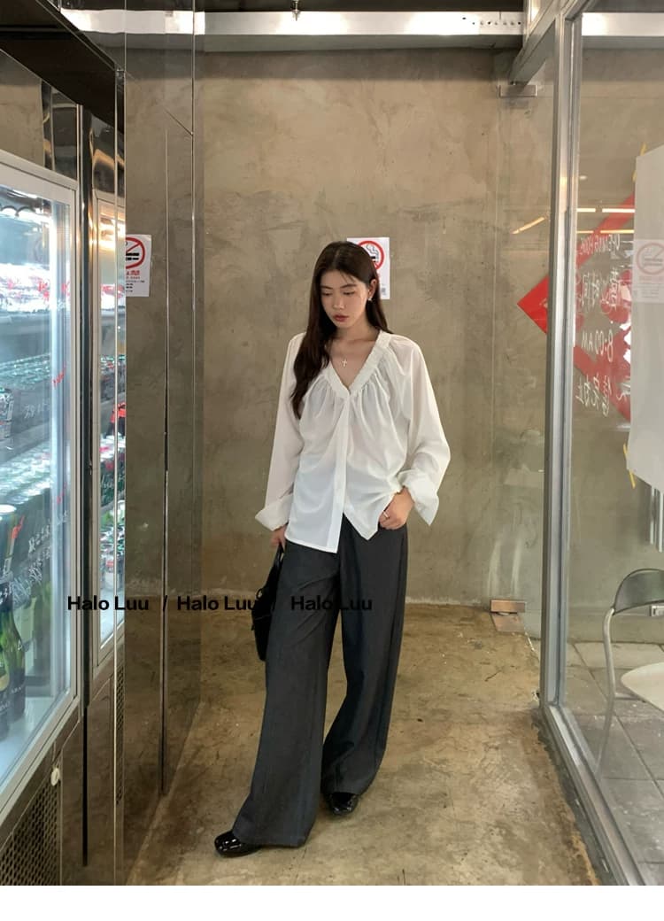 두꺼운 모래 워시 사선 무늬 원단 빛 요리 한 바람 주름 v 칼라 프릴 거품 소매 다용도 여성 흰 셔츠 상세 이미지 11