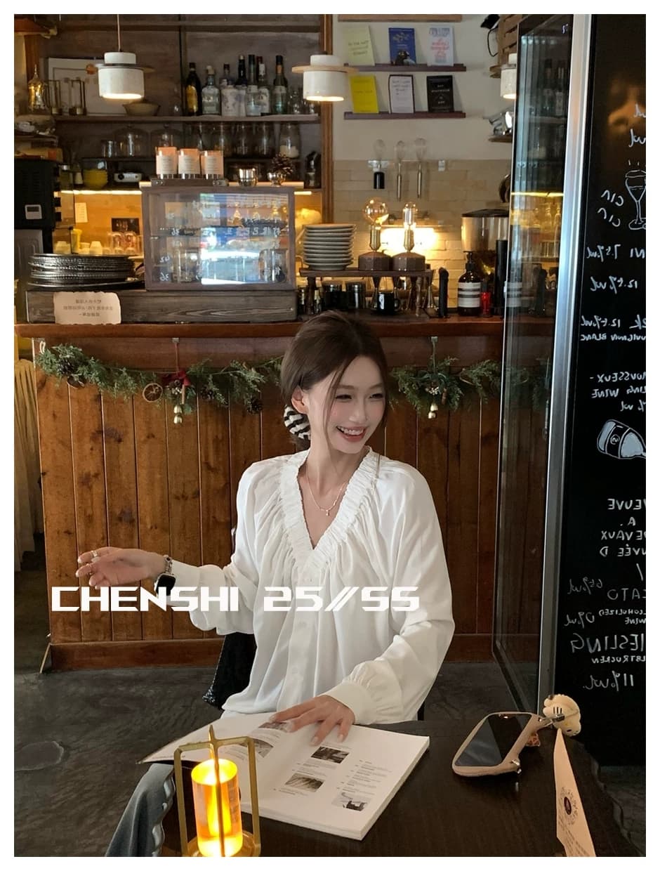 두꺼운 모래 워시 사선 무늬 원단 출퇴근 다용도 주름 v 칼라 프릴 거품 소매 싱글 줄 버튼 여성 셔츠 상세 이미지 13