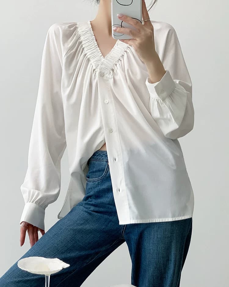 두꺼운 모래 워시 사선 무늬 원단 부드러운 품격 프릴 v 칼라 거품 소매 단색 싱글 줄 버튼 여성 셔츠 상세 이미지 13