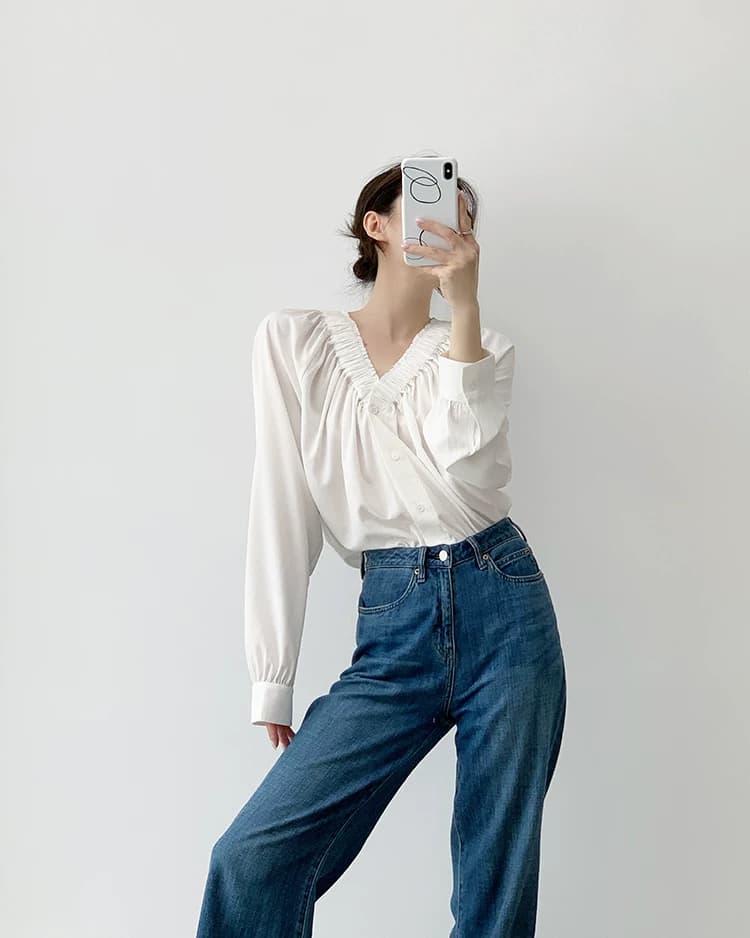 두꺼운 모래 워시 사선 무늬 원단 부드러운 품격 프릴 v 칼라 거품 소매 단색 싱글 줄 버튼 여성 셔츠 상세 이미지 17