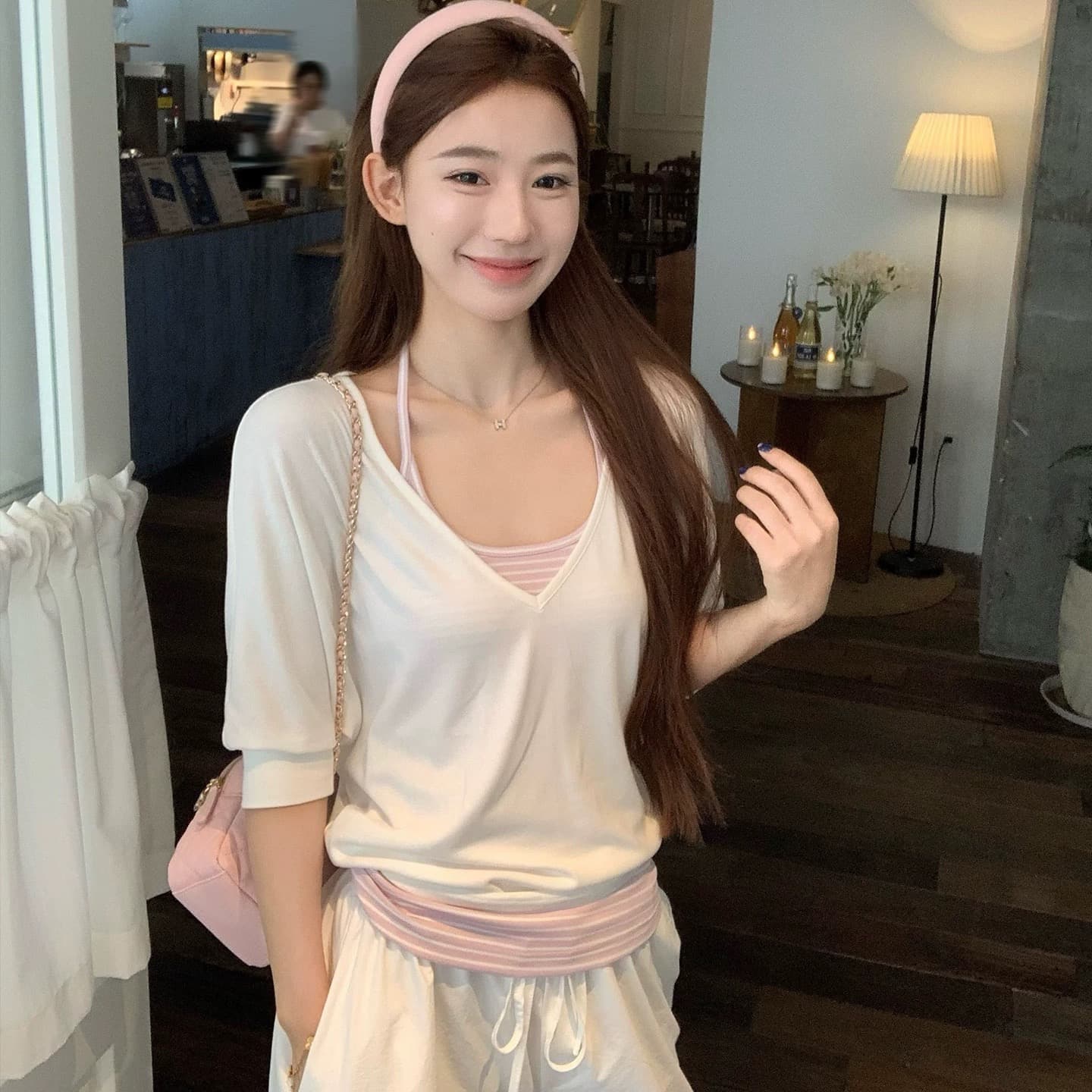 송 긍정적 인 En 화이트 V넥 반팔 티셔츠 여성 여름 착용 가져 가라. 새로운 루즈핏 캐주얼 블라우스 중간 소매 아름다운 맨위 트렌디 상세 이미지 5