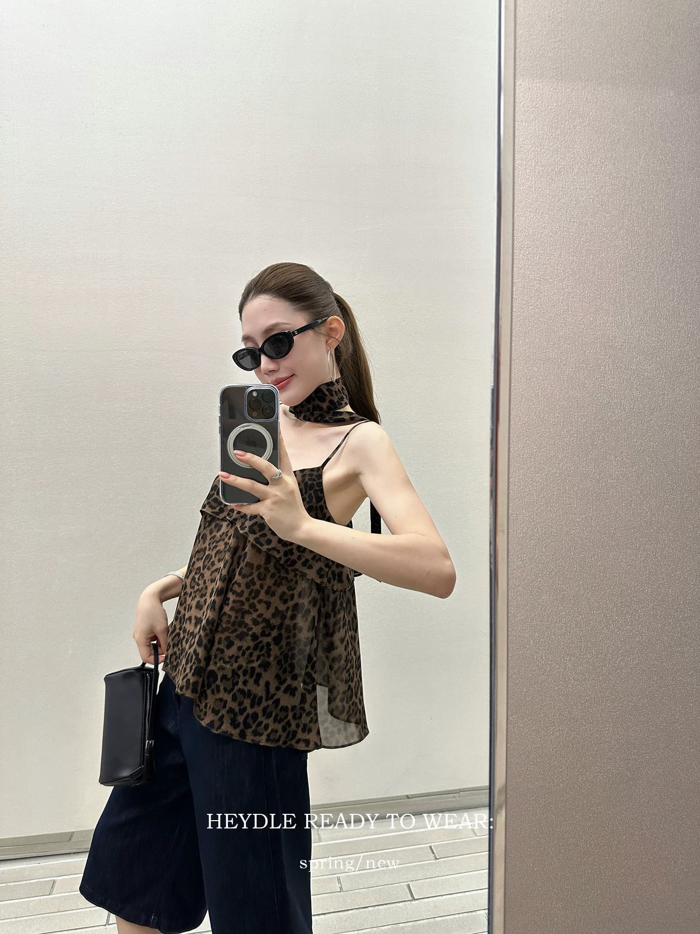 검은 콩 흠 레오파드 무늬 여성 클래식 레오파드 무늬 핫걸 세련된 분위기 센스 슬림해 보이는 행침 목 리본 캐미솔 여성 상세 이미지 1