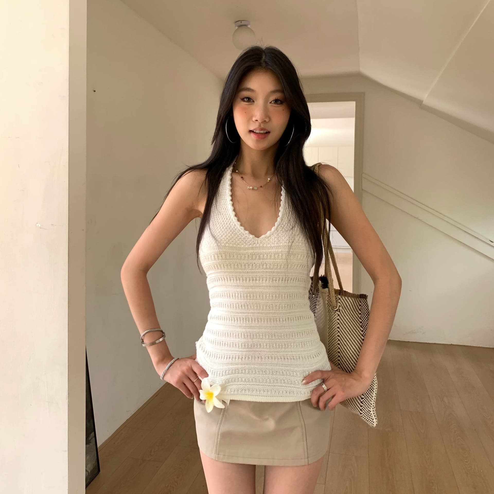fortunee 홀로우 아웃 자수 니트 행침 목 조끼 여성 여름 디자인 센스 핫걸 몸매 가꾸기 다용도 민소매 맨위 상세 이미지 5