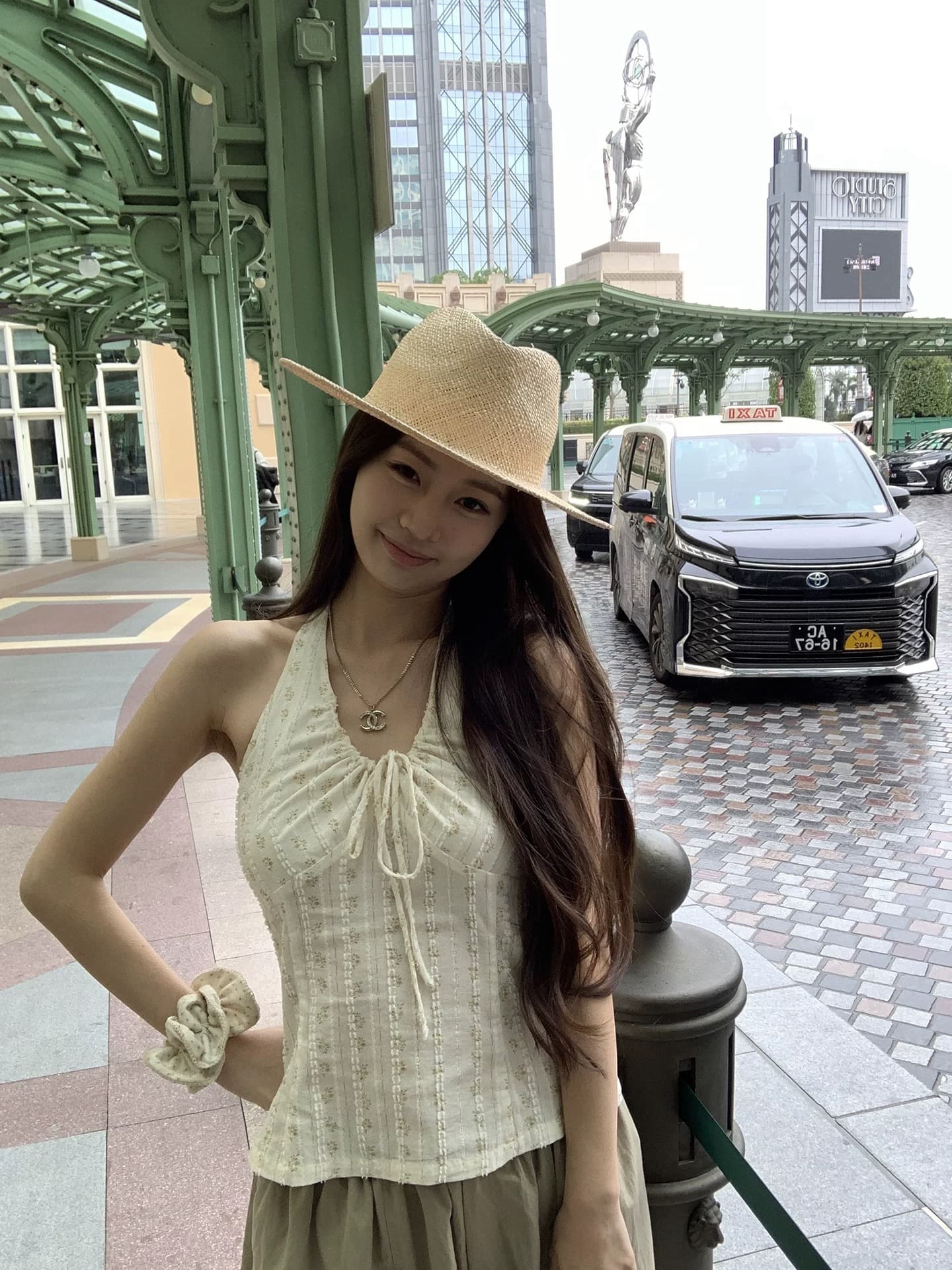 레드 맨 파빌리온 캐미솔 여름 외출용 2026 새로운 레이스 프랑스식 순면 몸매 가꾸기 민소매 행침 목 맨위 여성 이미지 2