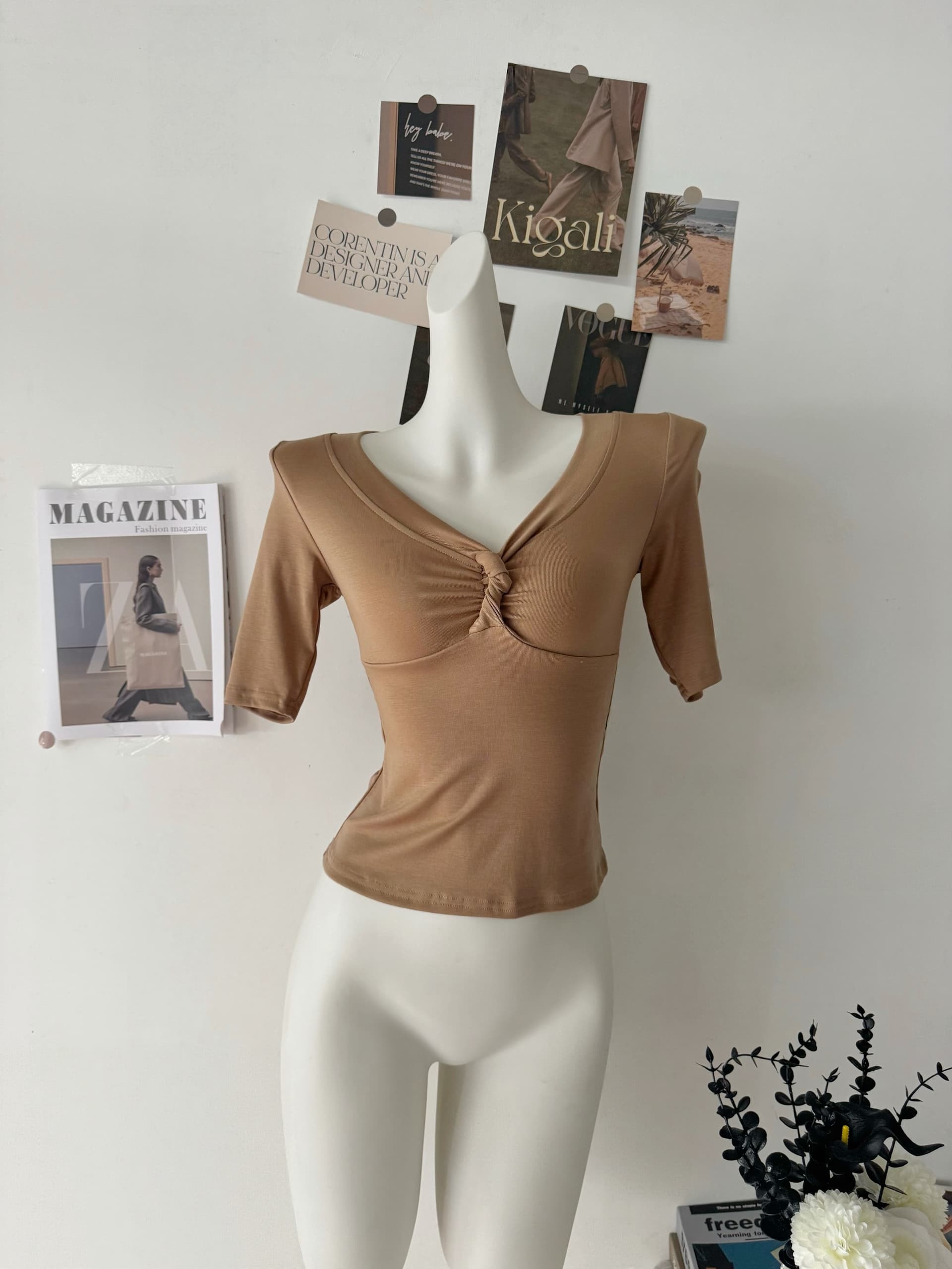 리 부드럽게 6 월 꽈배기 t90 주간 실크 순수한 욕망 V넥 중간 소매 여성 주간 실크 꽈배기 비틀림 디스플레이 가슴 대 맨위 상세 이미지 12