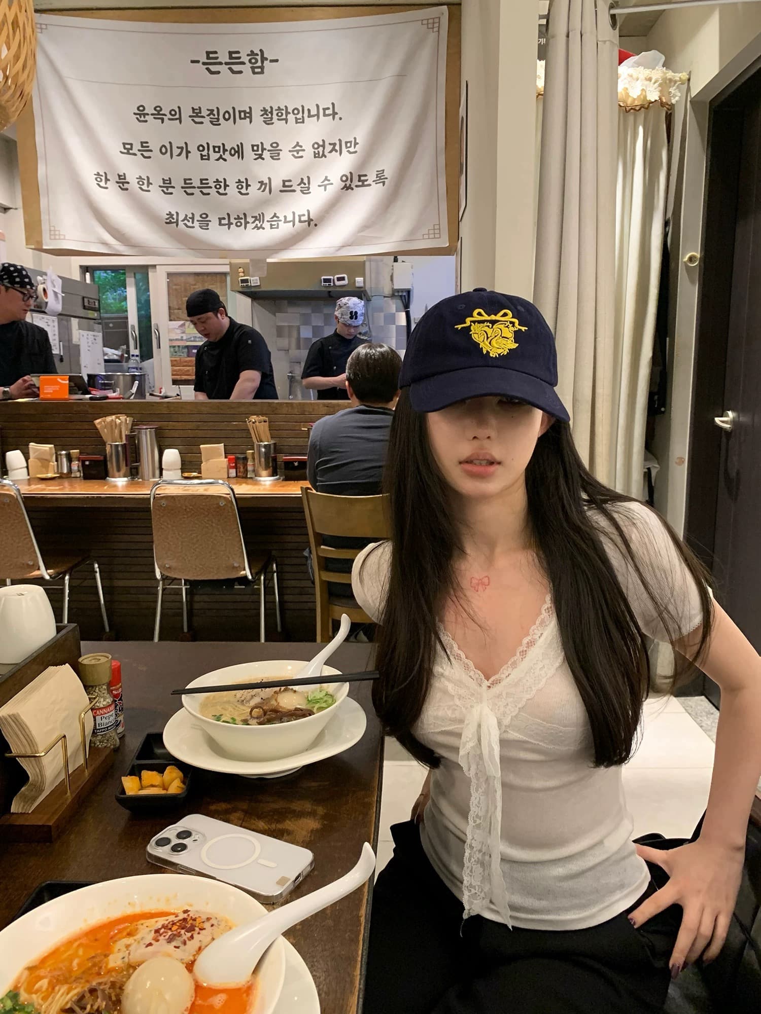 sheepland 니켈 스타일 볶다 좋은 아세트산 V넥 레이스 조각 반팔 티셔츠 여성 여름 스트랩 허리 수축 슬림해 보이는 맨위 상세 이미지 2