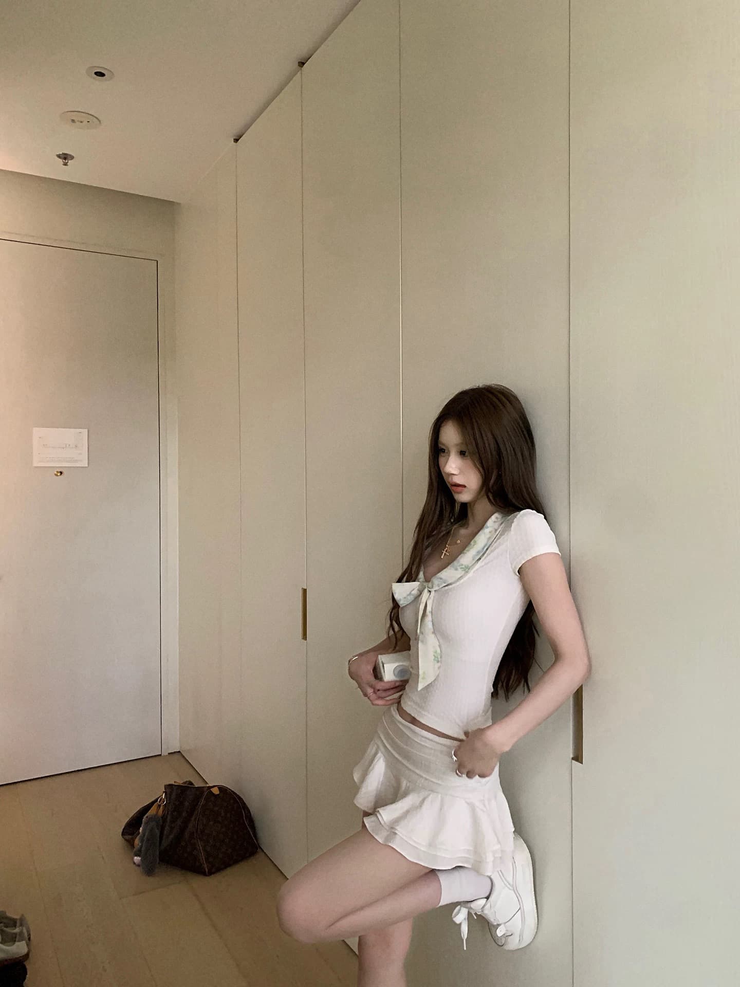 tongiiuu 샤오시엔 일기 질감 센스 나비 매듭 스트랩 니트 반팔 티셔츠 슬림해 보이는 맨위 여성 여름 상세 이미지 4