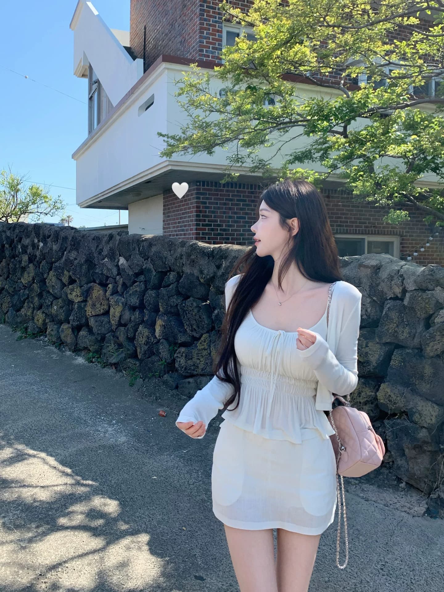 화이트 워터 여성 한 여성 분위기 우산 진자 대 u 칼라 슬립 둘 착용 디자인 센스 오픈 가디건 여성 여름 슬림해 보이는 슬립 맨위 상세 이미지 4