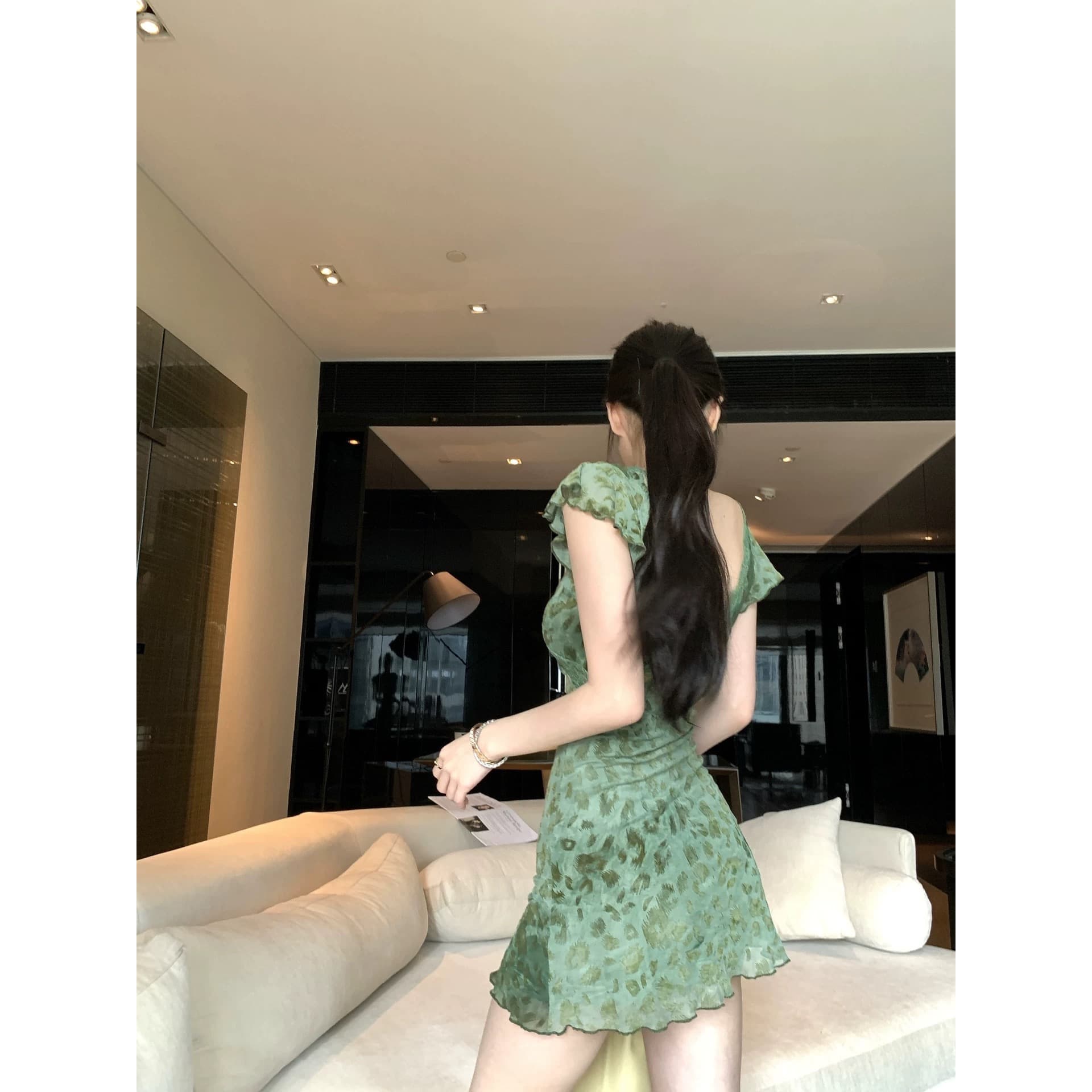 wuu2sweet 우 너무 달콤한 레이스 작은 날다 소매 비스듬한 자르다 레오파드 무늬 치마 여성 깊은 v 섹시함 몸매 가꾸기 허리 수축 드레스 이미지 5