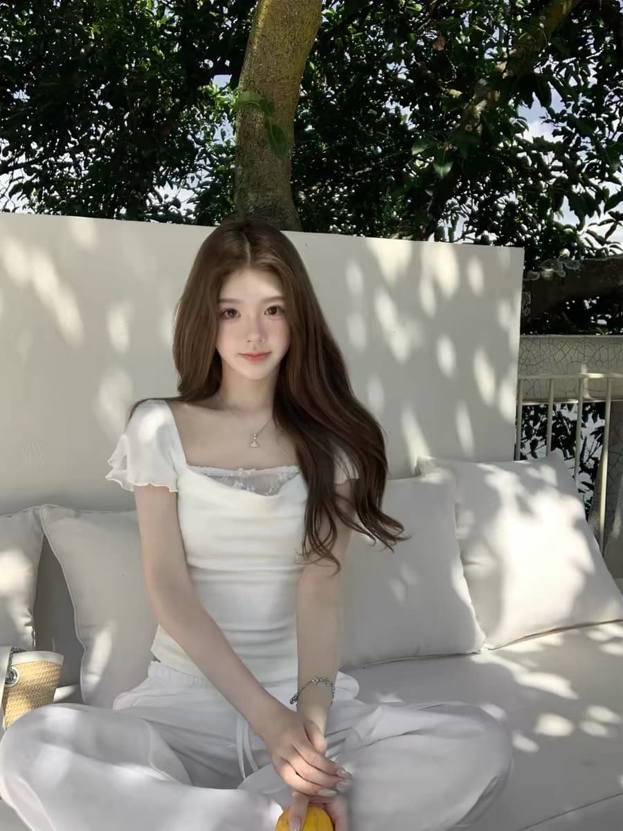 q 여자 집 설탕 큐브 레이스 부드러운 작은 흰색 꽃 흔들다 칼라 주간 실크 모달 반팔 티셔츠 상세 이미지 1
