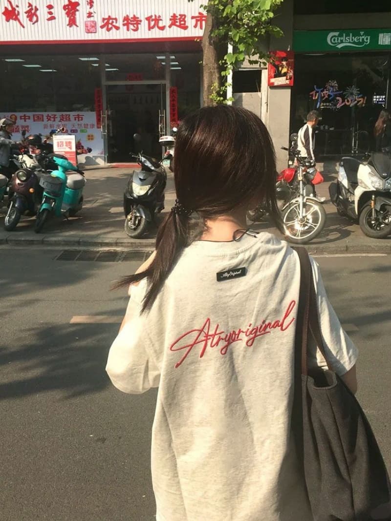 순면 240 그램 원본 자수 품질 업그레이드 아메리칸 루즈핏 반팔 티셔츠 맨위 여름 여성 디자인 다용도 잘 생긴 상세 이미지 8
