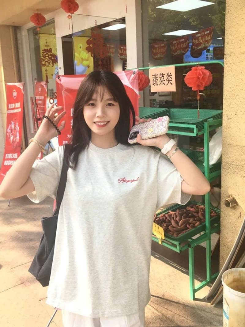 순면 240 그램 원본 자수 품질 업그레이드 아메리칸 루즈핏 반팔 티셔츠 맨위 여름 여성 디자인 다용도 잘 생긴 상세 이미지 9
