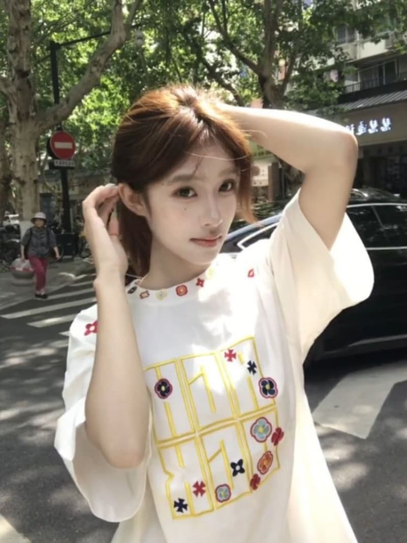 순면 240 그램 원본 자수 품질 업그레이드 여름 폭발 트렌드 패션 다용도 반팔 티셔츠 맨위 여성 이미지 3
