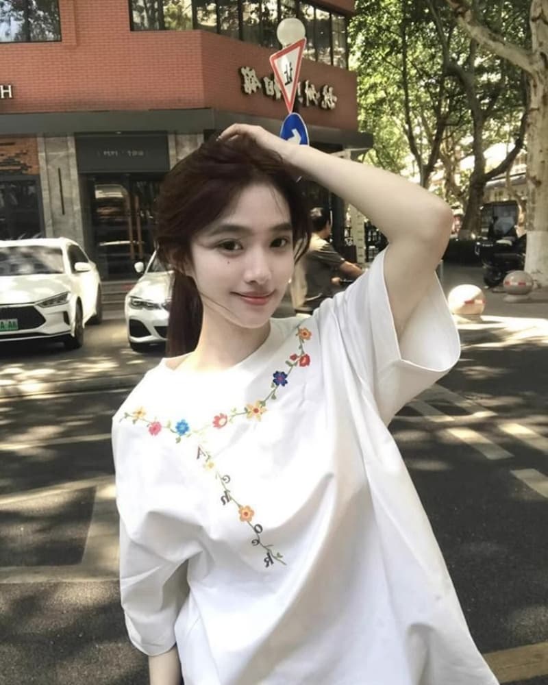 순면 240 그램 원본 자수 품질 업그레이드 아메리칸 루즈핏 라운드 넥 반팔 여름 커플 맨위 다용도 상세 이미지 2