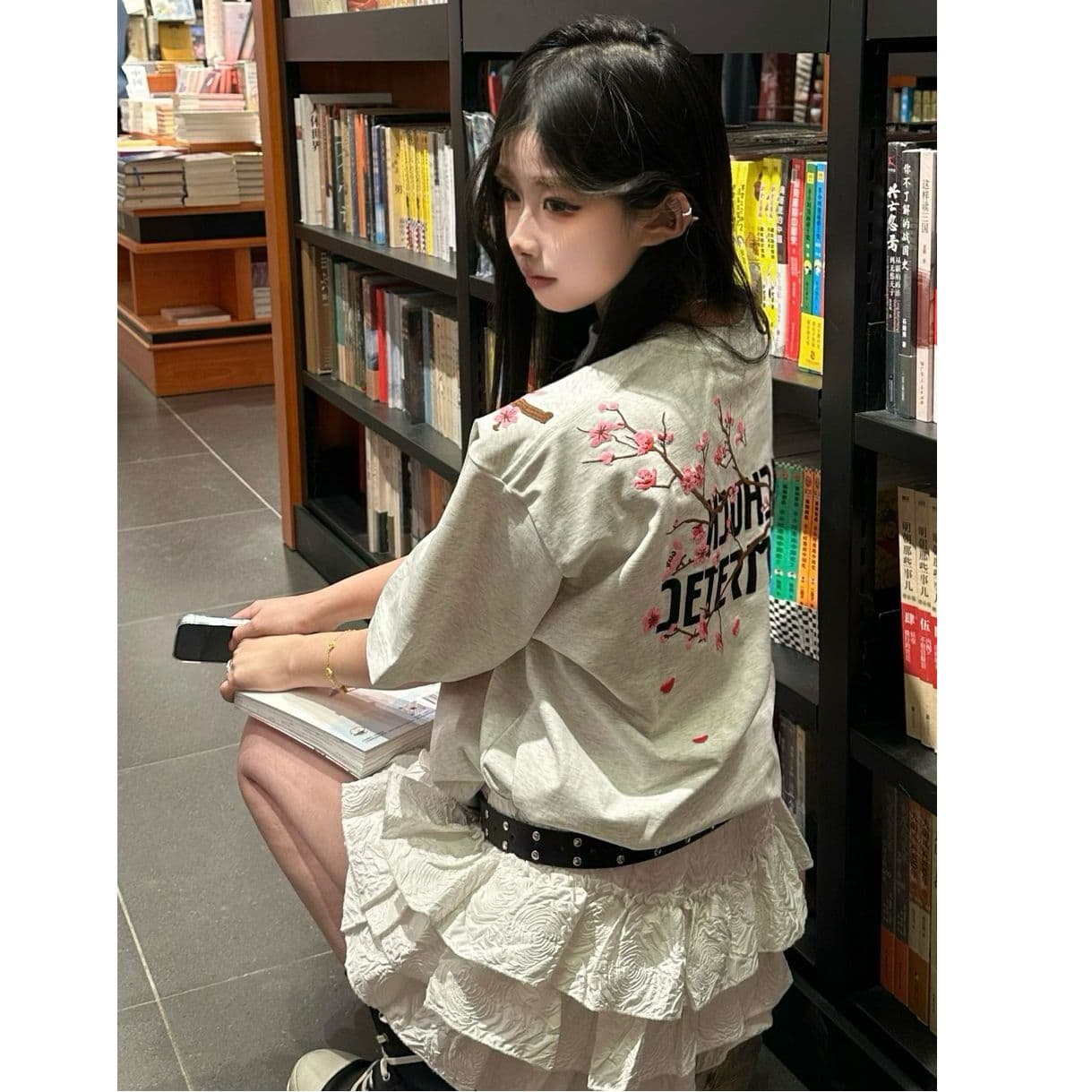 순면 240 그램 원본 자수 품질 업그레이드 아메리칸 디자인 화이트 회색 맨위 알파벳 꽃 반팔 티셔츠 이미지 4