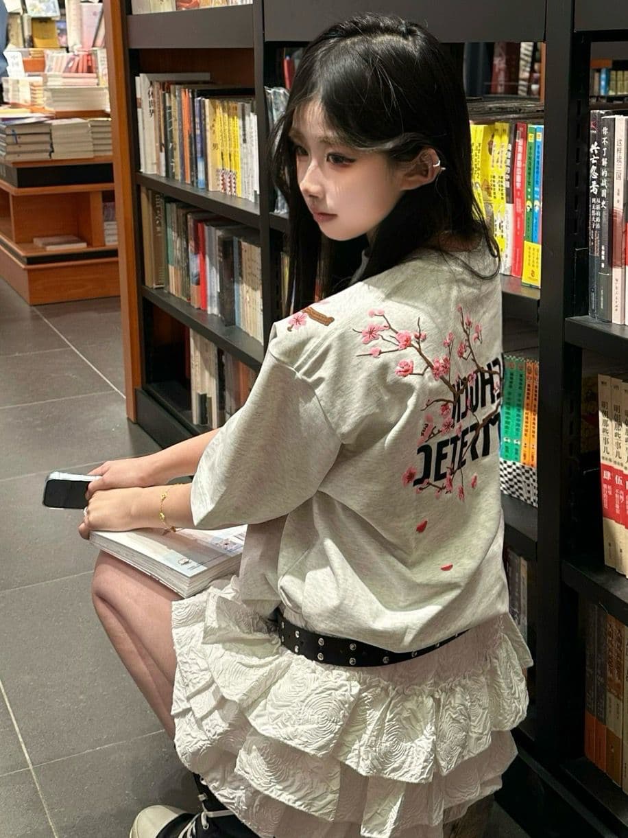 순면 240 그램 원본 자수 품질 업그레이드 아메리칸 디자인 화이트 회색 맨위 알파벳 꽃 반팔 티셔츠 상세 이미지 4