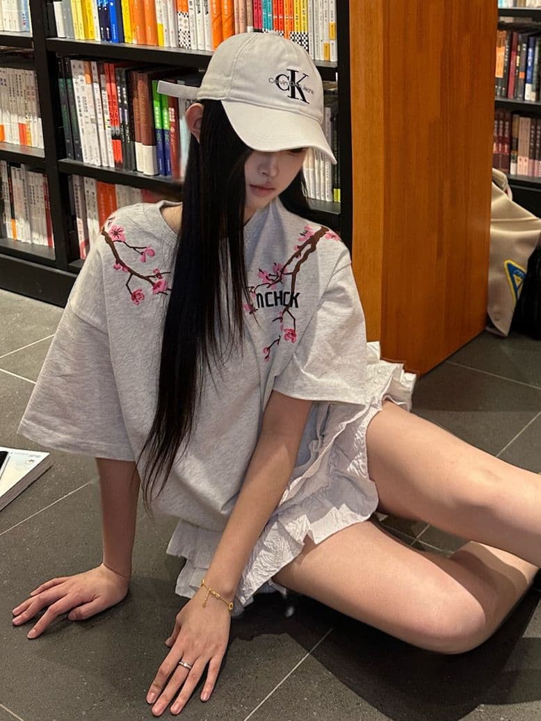 순면 240 그램 원본 자수 품질 업그레이드 아메리칸 디자인 화이트 회색 맨위 알파벳 꽃 반팔 티셔츠 상세 이미지 5