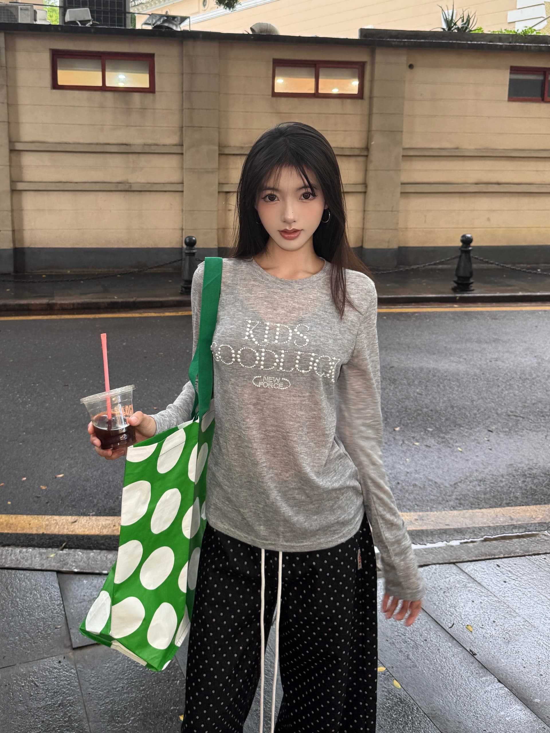 주간 실크 양모 원단 원본 뜨거운 구슬 솜씨 아메리칸 레트로 핫걸 핫픽스 긴팔 티셔츠 상세 이미지 2