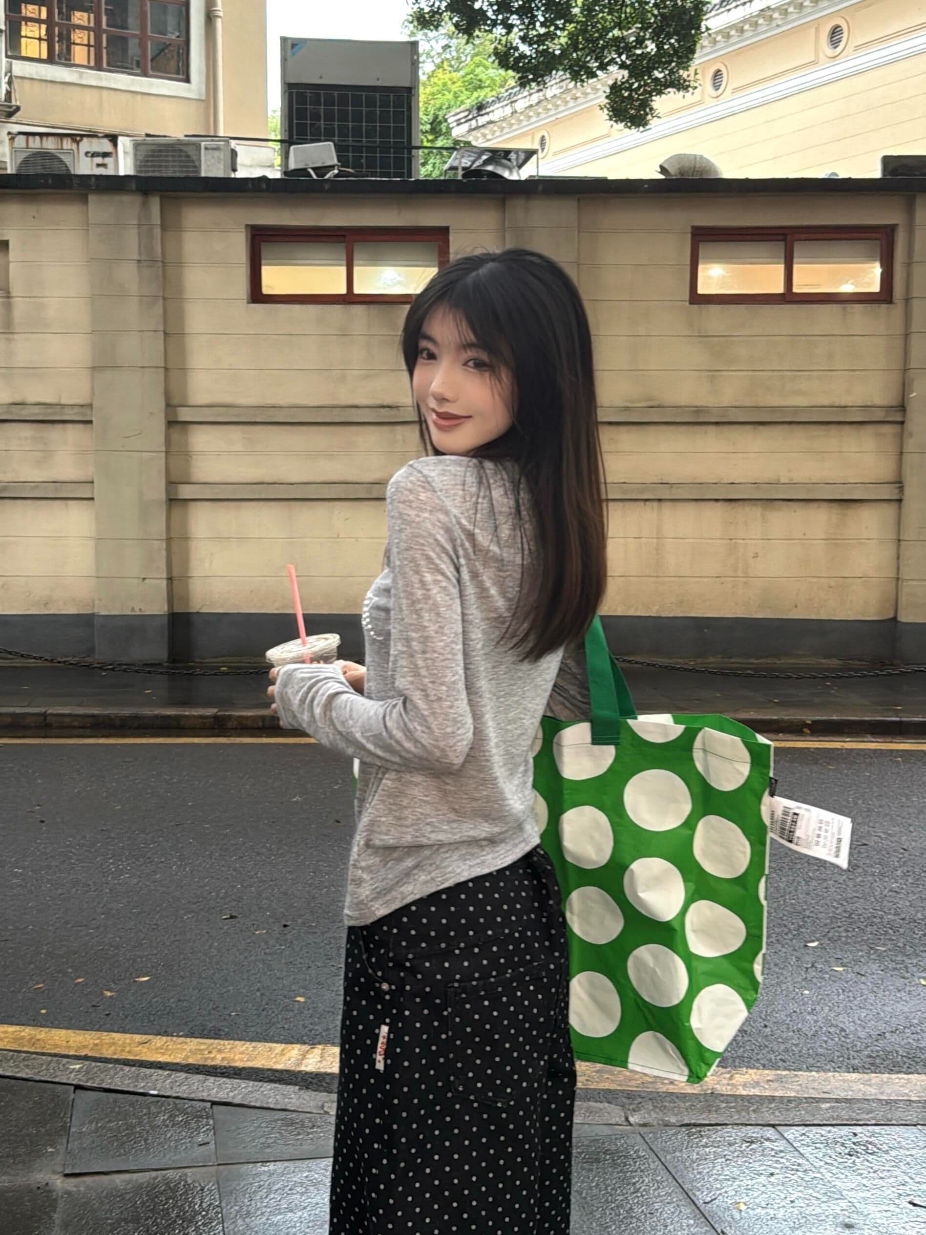 주간 실크 양모 원단 원본 뜨거운 구슬 솜씨 아메리칸 레트로 핫걸 핫픽스 긴팔 티셔츠 상세 이미지 3