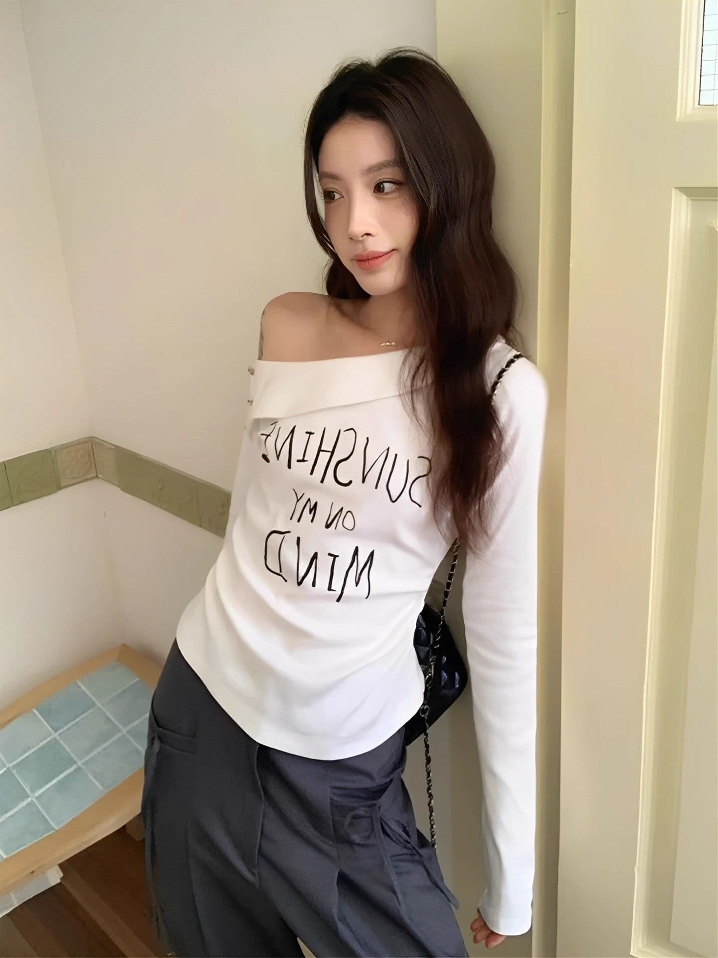 광저우 원본 32 순면 260 그램 한 화이트 알파벳 프린트 긴팔 티셔츠 여성 2026 미니멀리즘