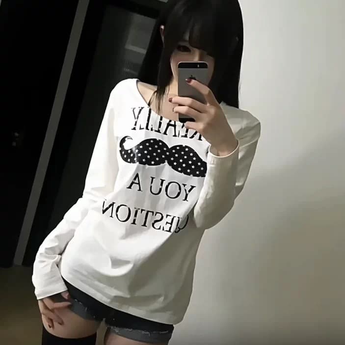32 260 그램 95 면 원본 프린트 아메리칸 레트로 콧수염 알파벳 긴팔 티셔츠 여성 디자인 센스 몸매 가꾸기