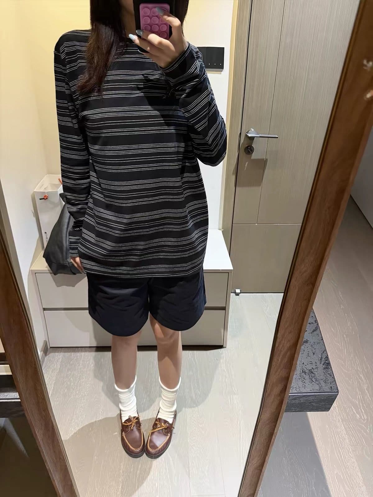 원본 더블 실 순면 스트라이프 230 크 인사이드 가져 가라. 기본 셔츠 chic 루즈핏 슬림해 보이는 느긋한 느슨함 맨위 이미지 3