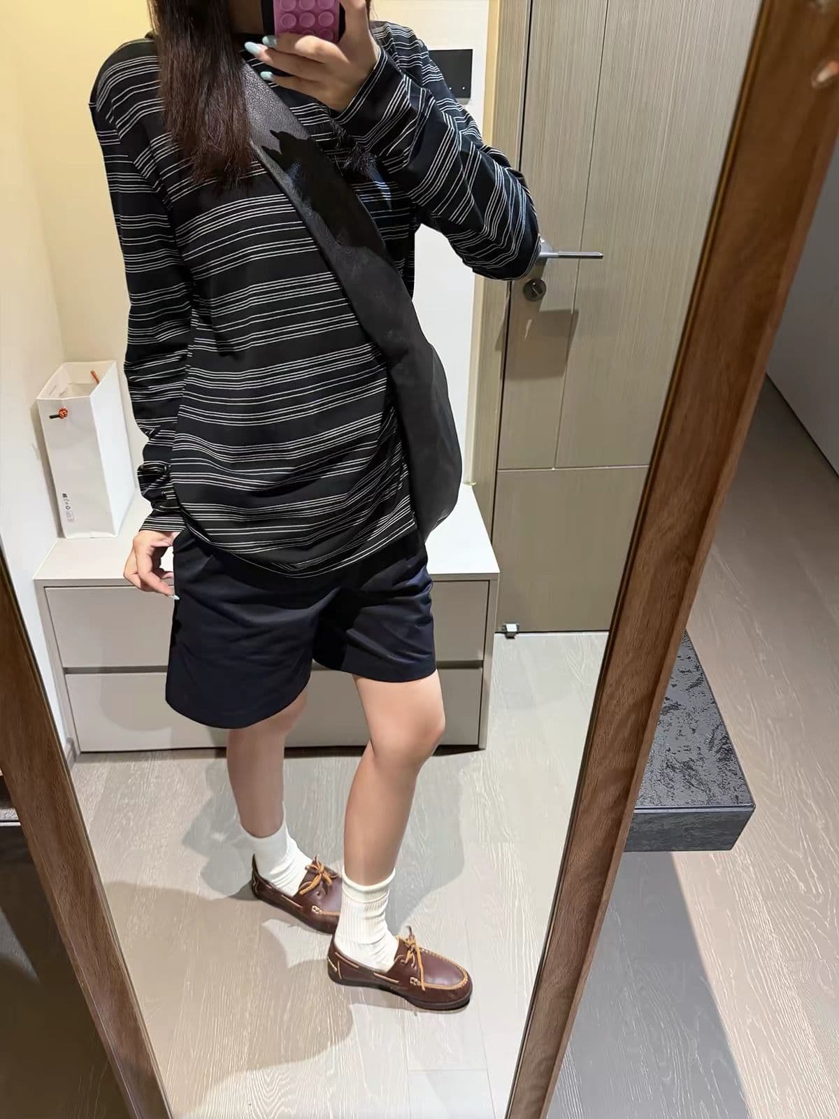 원본 더블 실 순면 스트라이프 230 크 인사이드 가져 가라. 기본 셔츠 chic 루즈핏 슬림해 보이는 느긋한 느슨함 맨위 이미지 4
