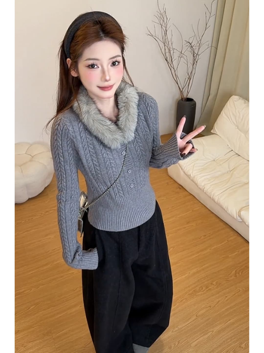 프랑스식 탈착식 모피 칼라 회색 풀오버 꽈배기 스웨터 여자 가을 겨울 두꺼운 보온 느긋한 바람 니트 스웨터 맨위 상세 이미지 15