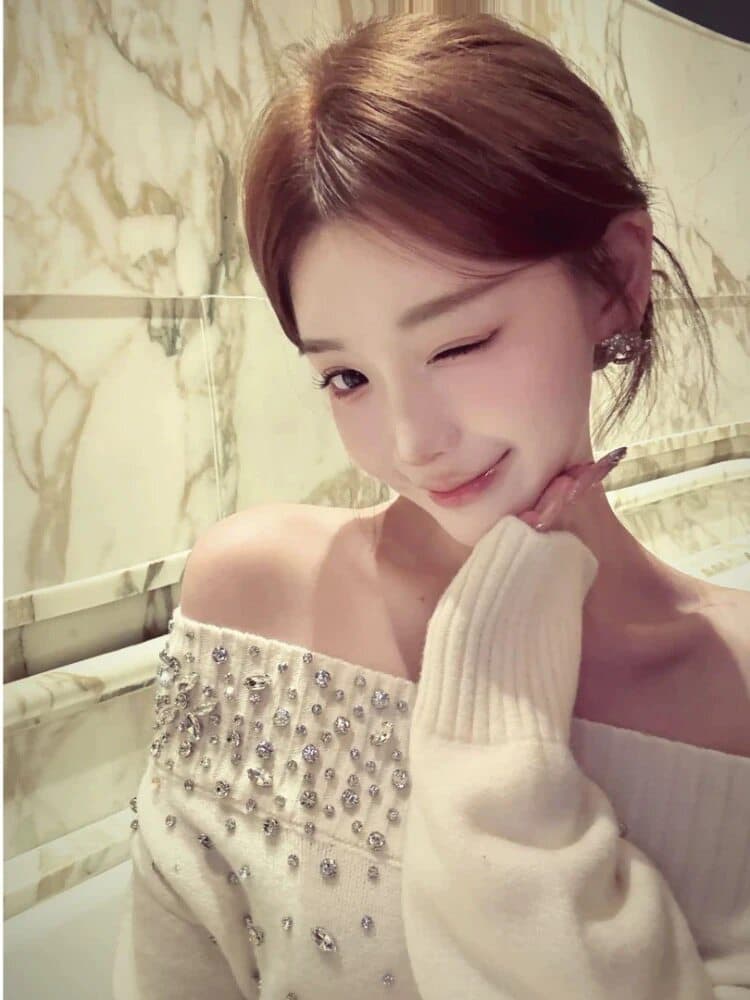 프랑스식 오프숄더 무거운 작업 비즈 박기 니트 스웨터 여성 가을 겨울 새로운 디자인 센스 작은 대중 루즈핏 슬림해 보이는 스웨터 맨위 상세 이미지 3