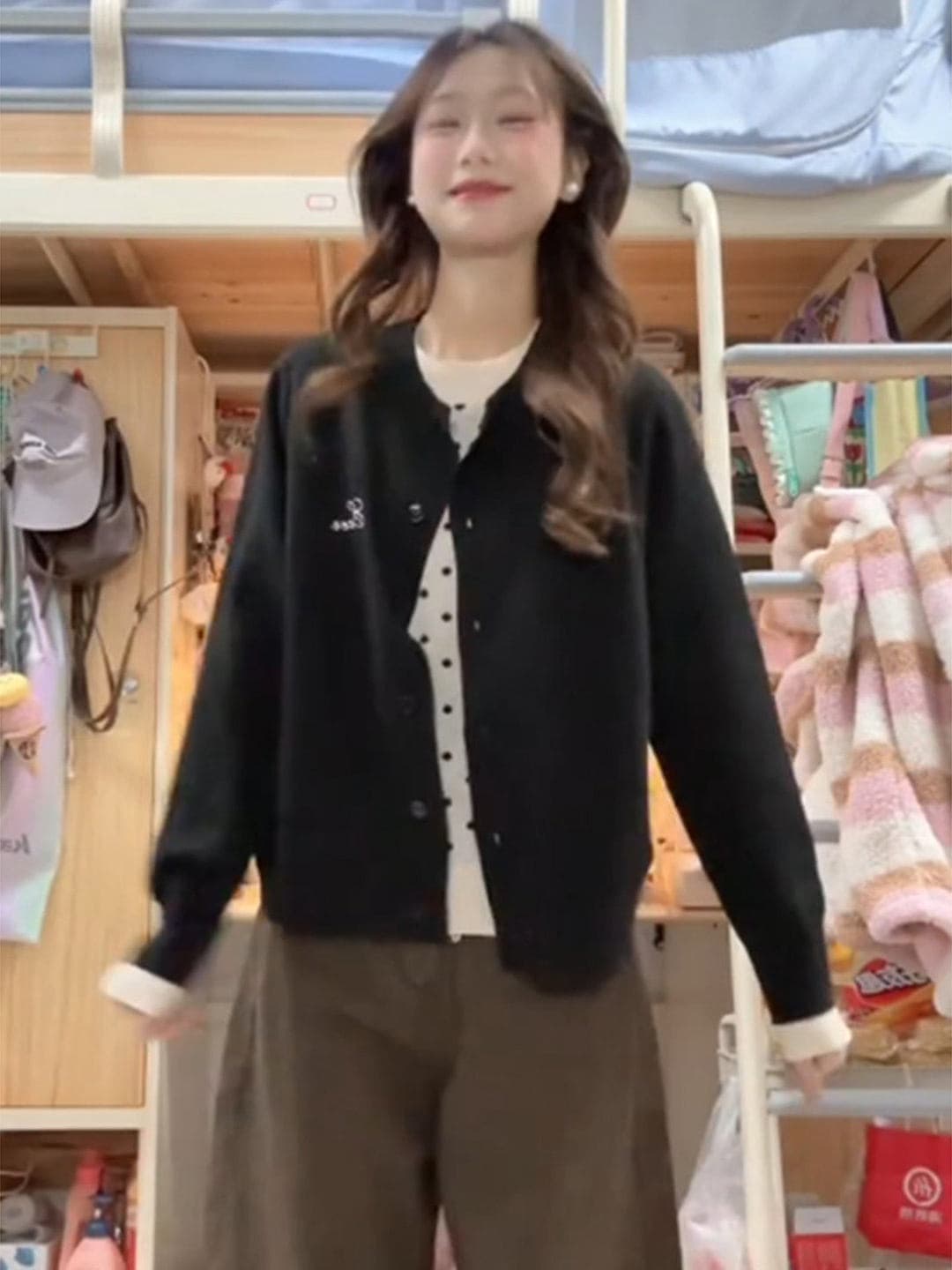 아메리칸 레트로 외출용 오픈 가디건 검정색 스웨터 여자 가을 겨울 루즈핏 느긋한 하라주쿠 스타일 디자인 센스 캐주얼 재킷 트렌디 이미지 4